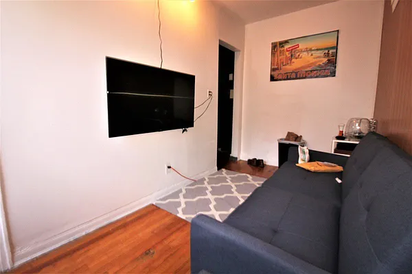 Rented by (Legacy) NY 101, Inc. | media 29