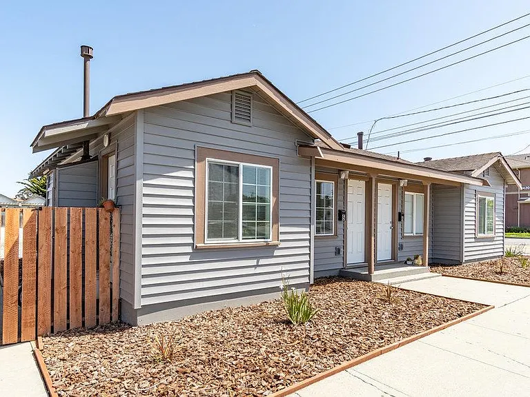 11421 Pajaro St #8 — Photo 15