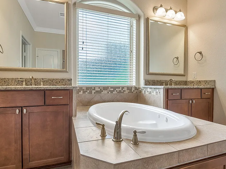 22 Garden Path Pl — Photo 23