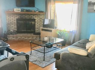 7422 Hiawatha Dr, Wonder Lake, IL 60097