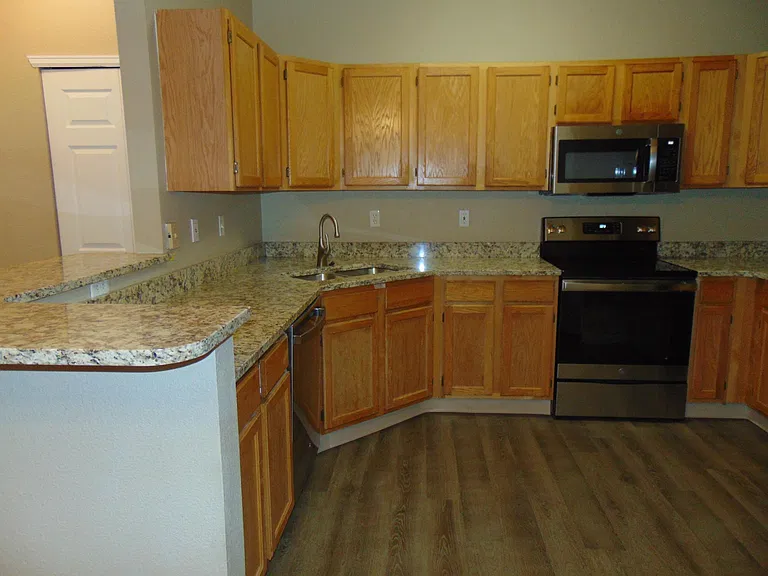 4545 Wheaton Dr #C130 — Photo 8
