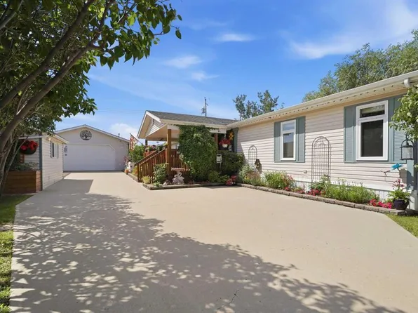 113 S Lindgren St, Ferintosh, AB T0B 1M0