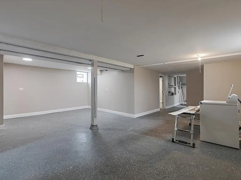 456 Bridge St — Photo 23