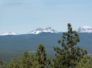 2050 NW Twilight Dr, Bend, OR 97703