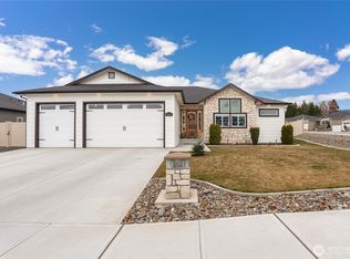 2663 7th Street SE, East Wenatchee, WA