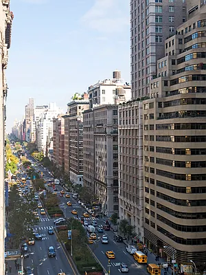 Sold by Sotheby's International Realty | media 2