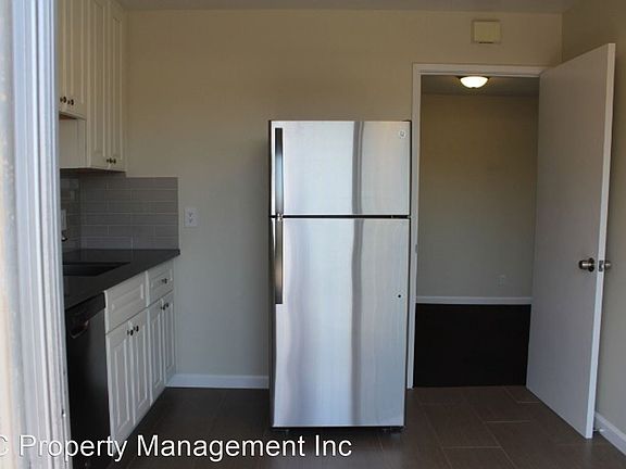 4th image of 140 Santa Maria Ave #6