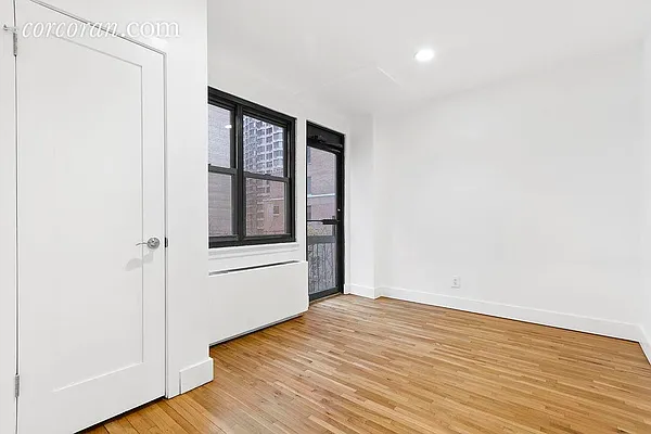 Rented by Corcoran | media 54