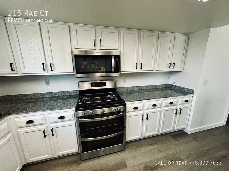 215 Rae Ct — Photo 8