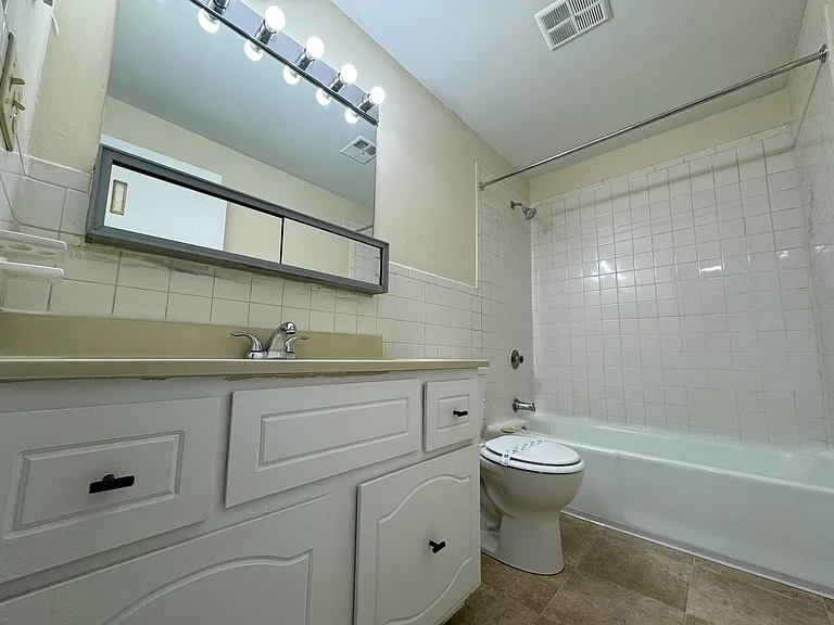 Milford Trails Apartments and Storage — Photo 50
