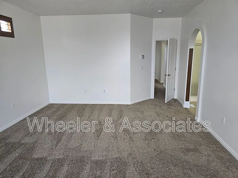4336 W 5850 S — Photo 21