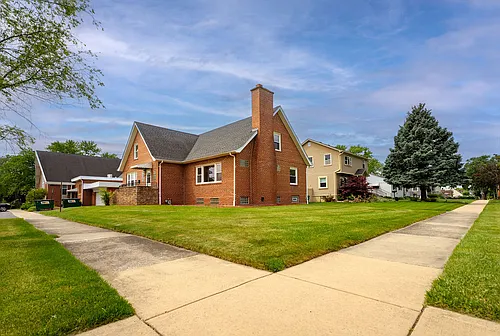 151 Whitehall Ave Photo 1
