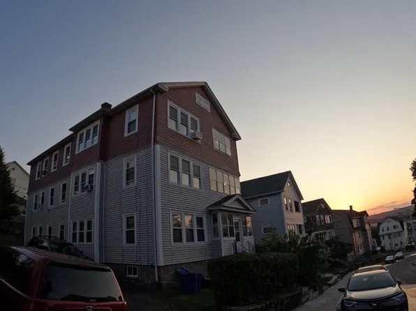 13 View St, Worcester, MA 01610