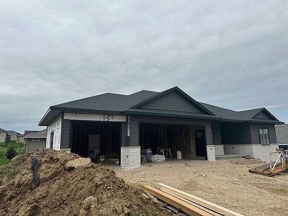 2nd image of 2261 Antler Ridge Dr