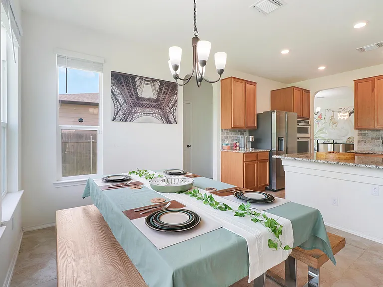 12725 Mogador St — Photo 13