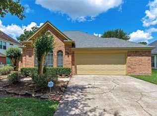 18235 Bluewater Cove Dr, Humble, TX 77346