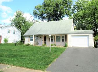 4213 Maylock Ln, Fairfax, VA 22033