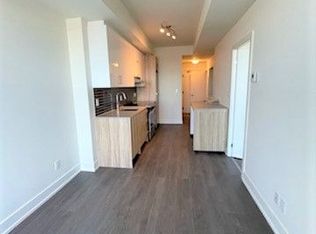 180 Fairview Mall Dr #611, Toronto, ON M2J 0E7