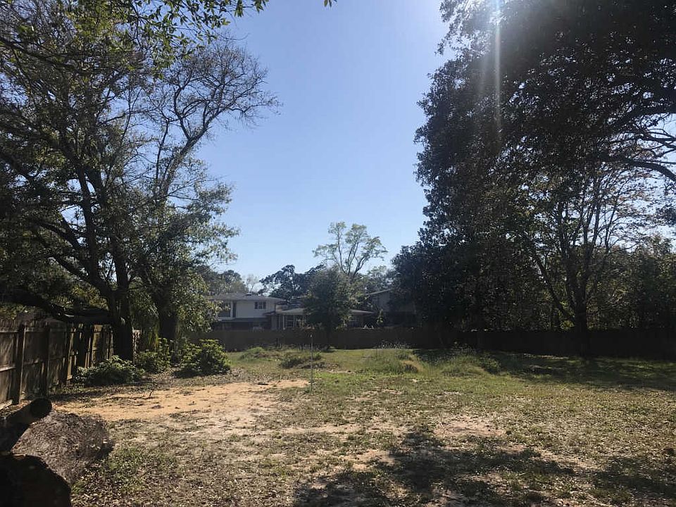 1st image of 154 Beal Pkwy NW