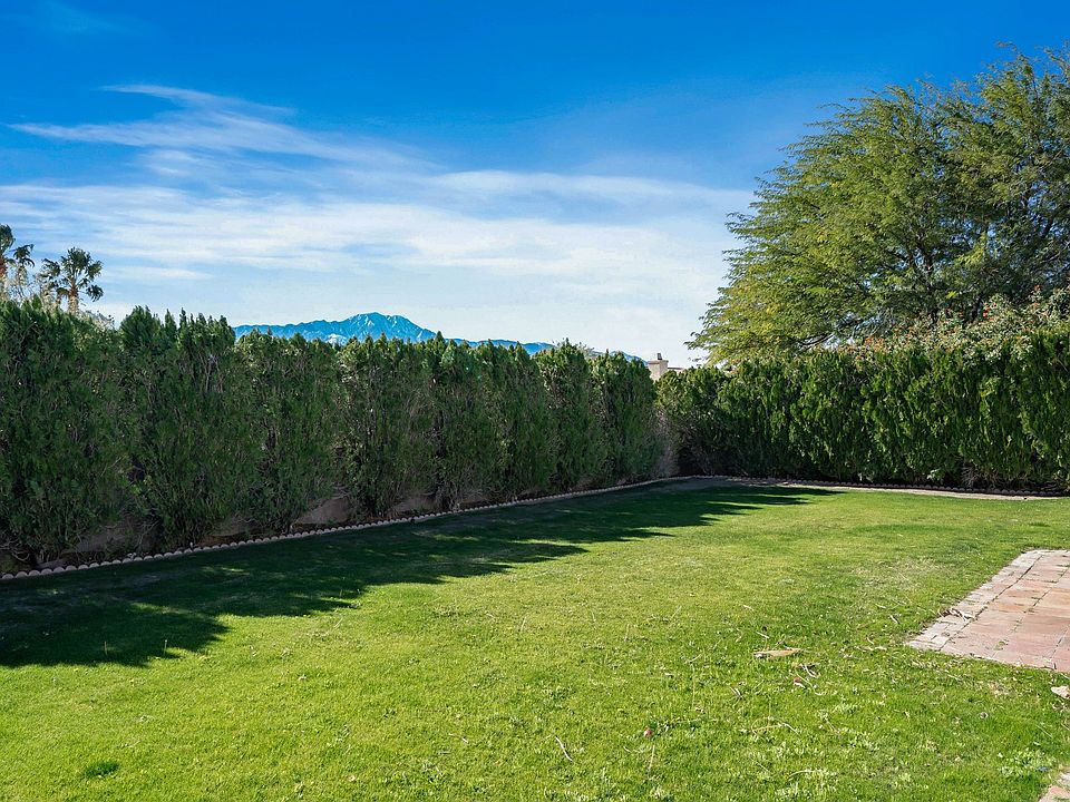 1st image of 64549 Spyglass Ave