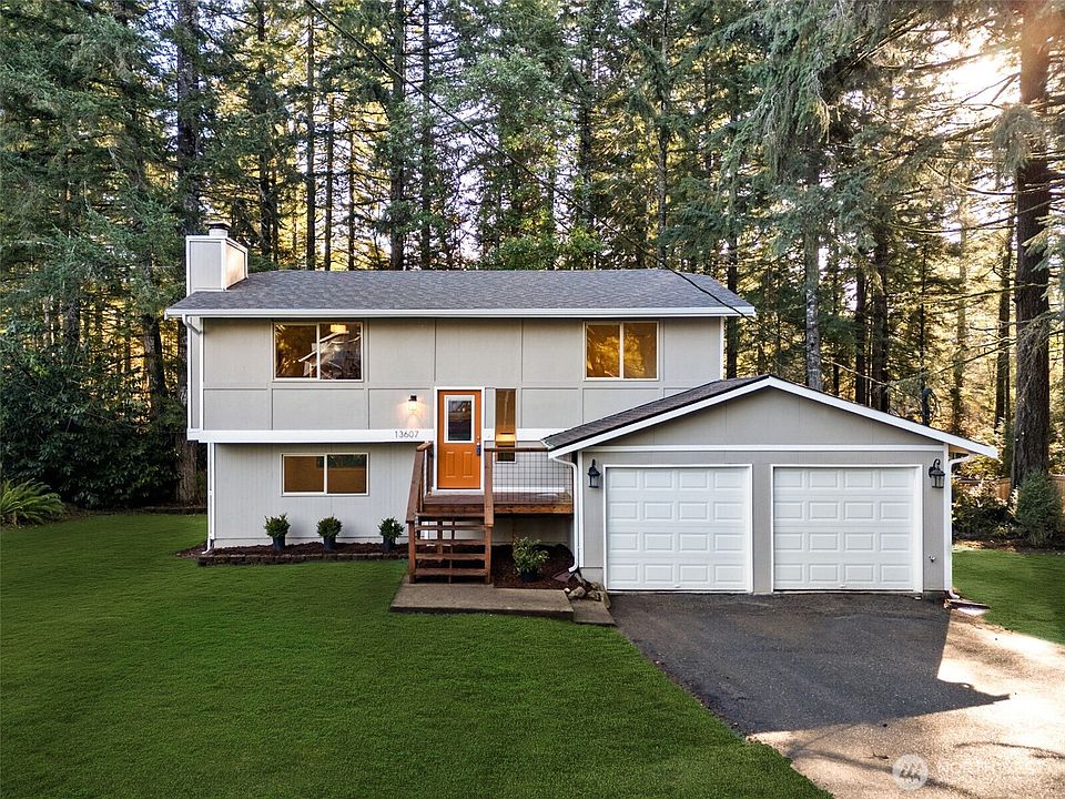 1st image of 13607 97th Avenue NW