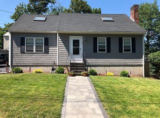 74 Inglewood St, Braintree, MA 02184