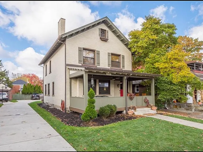 145 Oliver Ave — Photo 1