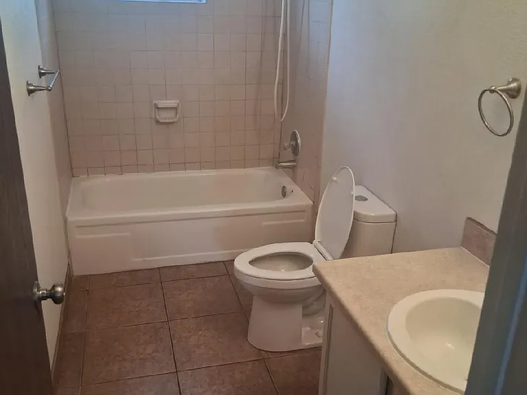 1500 N Catalina Ave #8 — Photo 5