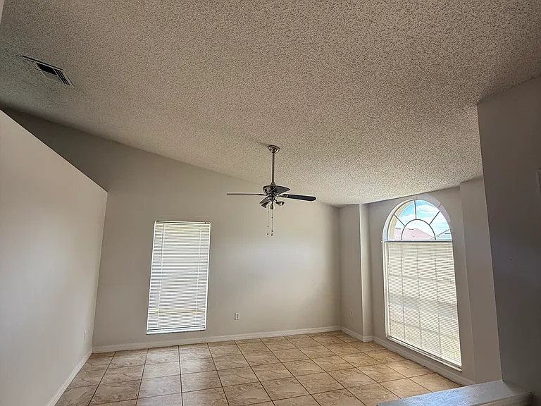 8467 Fort Thomas Way — Photo 15