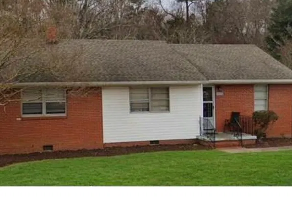 1202 Stansfield Dr, Fayetteville, NC 28303