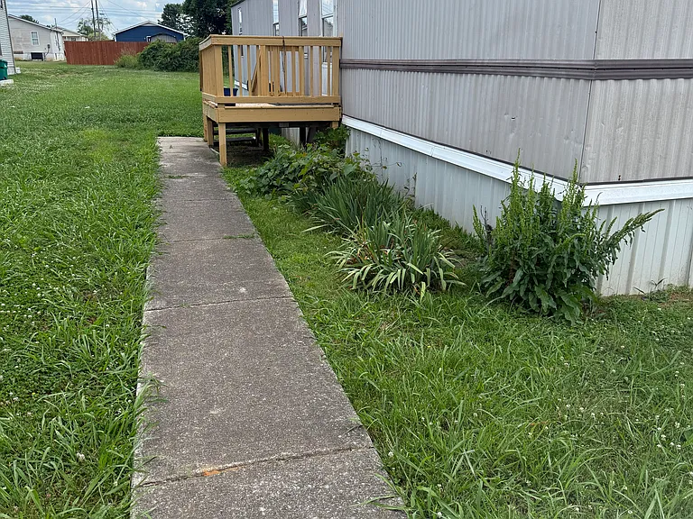 1192 Bluebird Rd — Photo 11