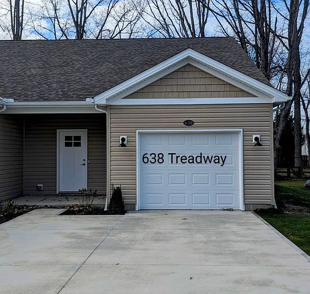 638 Treadway Blvd — Photo 1
