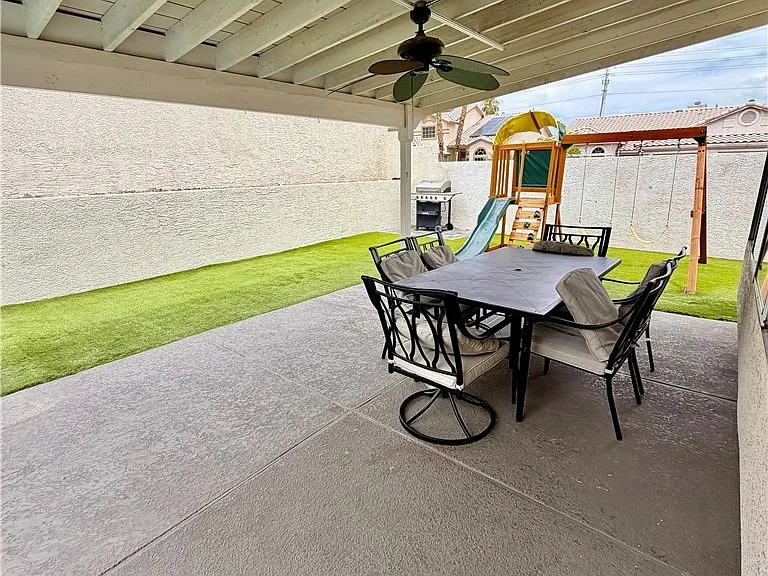 3121 Siena Cir — Photo 17