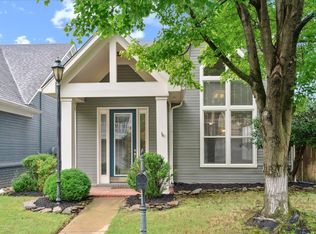 1215 Harbor River Dr, Memphis, TN 38103