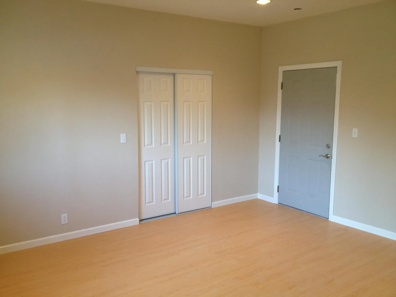 Studio, 350 sqft, $1,695 — Photo 4