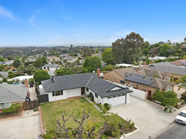 25121 Monte Verde Dr — Photo 23