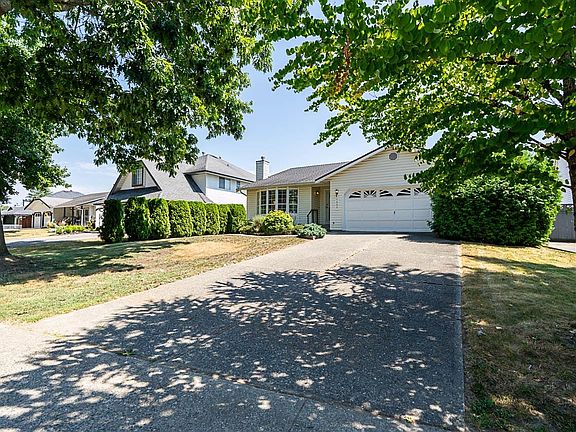 2nd image of 5880 169th St