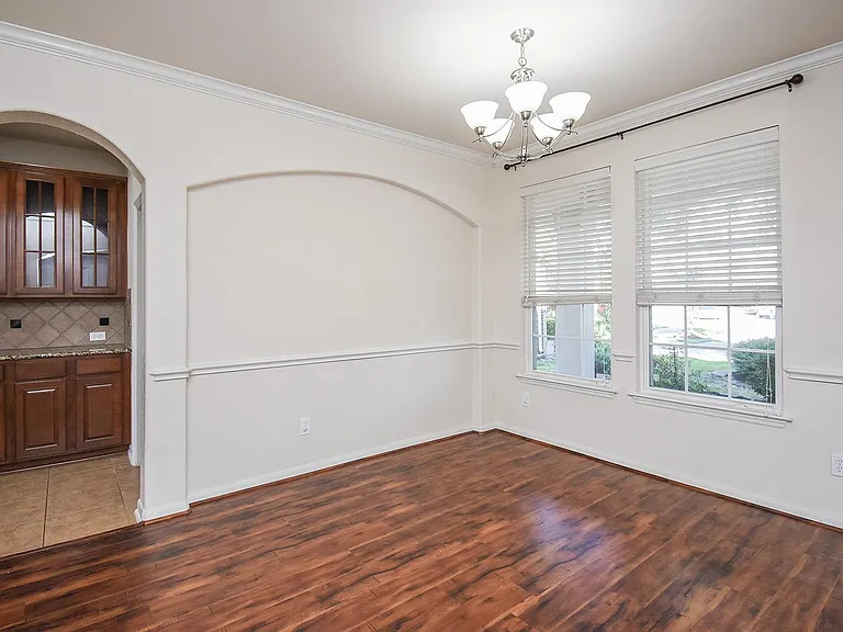 6203 Ledger Ln — Photo 6