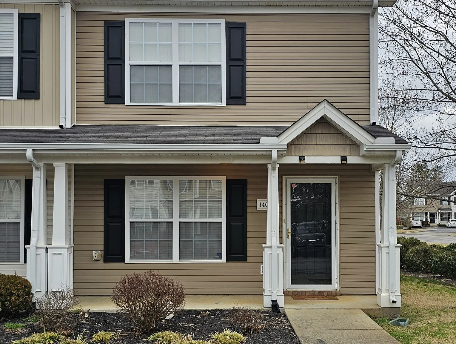 2 bed, 2.5 bath, 1120 sqft, $1,800 — Photo 1
