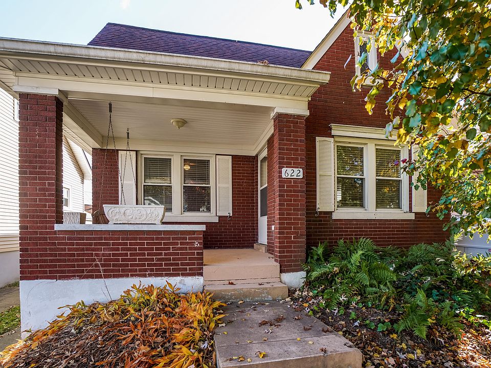 1st image of 622 Ervay Ave