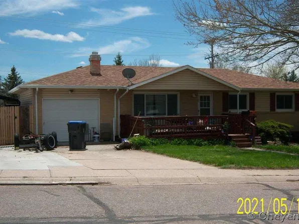3345 Stevens Dr, Cheyenne, WY 82001