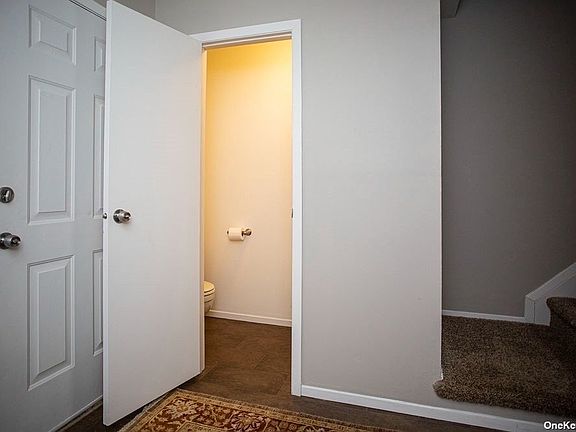 5th image of 305 Sara Cir #305