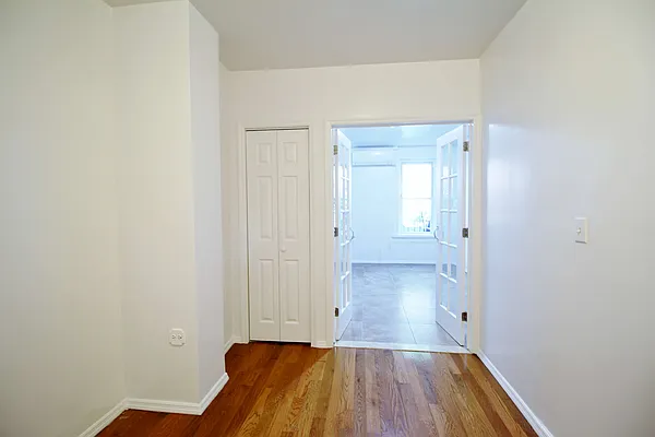 Rented by Julianna Realty Corp | media 9