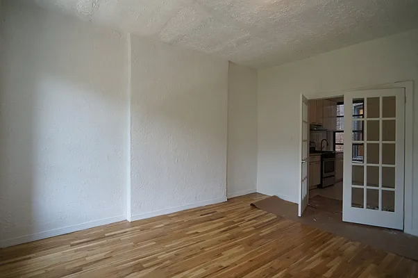 Rented by Bohemia Realty Group | media 21