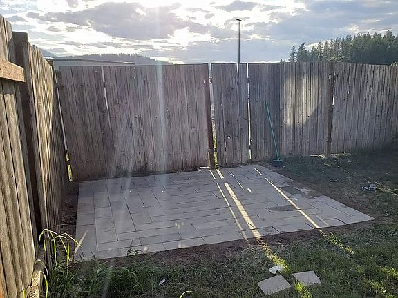 Back yard patio/firepit area