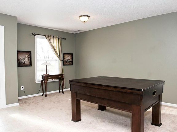 4th image of 7961 States Bend Ln