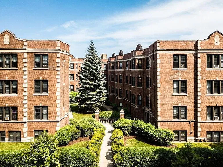 2213 - 2223 Ridge Ave