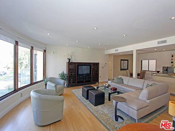 2nd image of 1825 Fox Hills Drive 301 #301