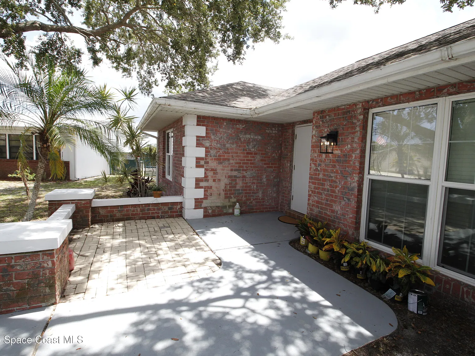 3 bed, 2.0 bath, 1515 sqft, $1,895 — Photo 1