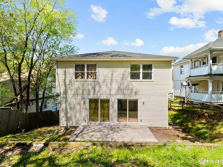 100 Meriden Rd #A — Photo 15